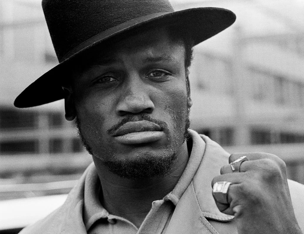 Джо Фрейзер