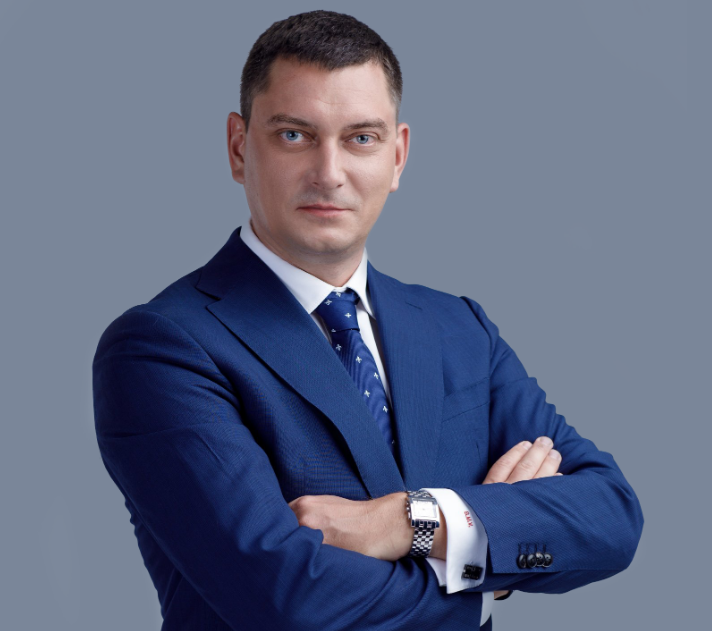 Максим Батырев