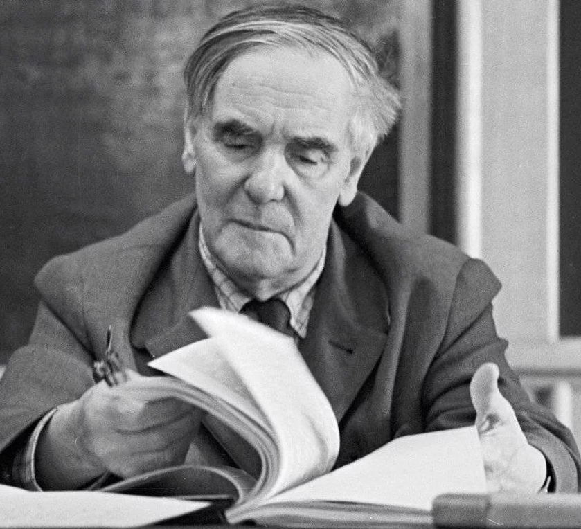 Петр Капица